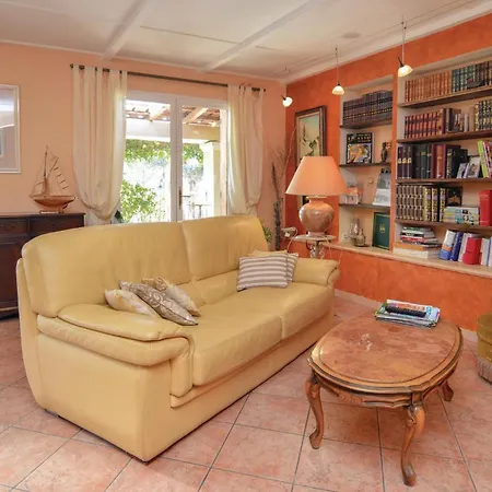 Amazing In St-privat-des-vieux * Saint-Privat-des-Vieux